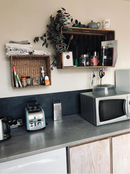 Kasaloc Apartment Мантенон Екстериор снимка