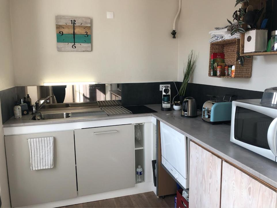 Kasaloc Apartment Мантенон Екстериор снимка