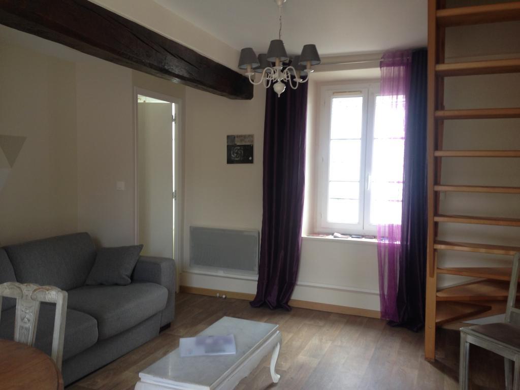 Kasaloc Apartment Мантенон Екстериор снимка