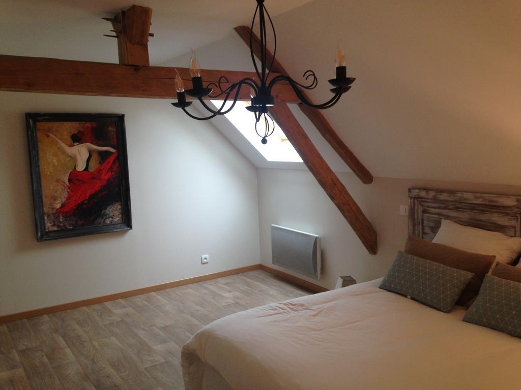Kasaloc Apartment Мантенон Екстериор снимка